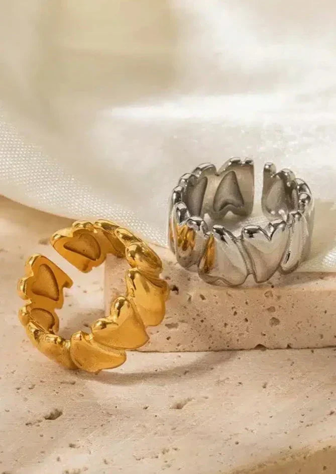 Hazel | Wrap-Around Heart Ring