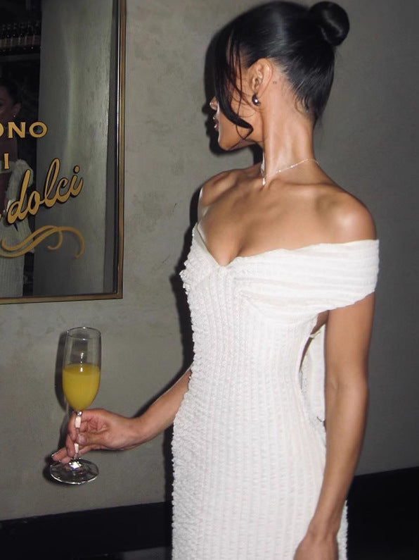 Althea | Elegant Backless Maxi Dress